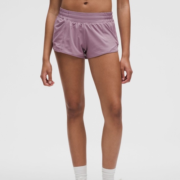 LULULEMON HOTTY HOT LR SHORT 2.5" *LINED SIZE 12 - Picture 1 of 7